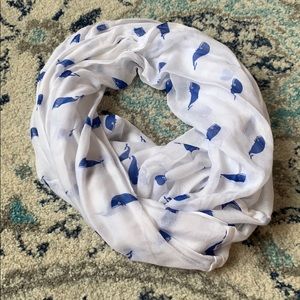Women’s infinity scarf